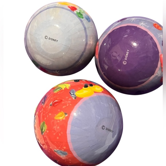 Vintage Disney set of 4 ornaments. 3 Baubles & 1 Snowflake. See description - Picture 4 of 7